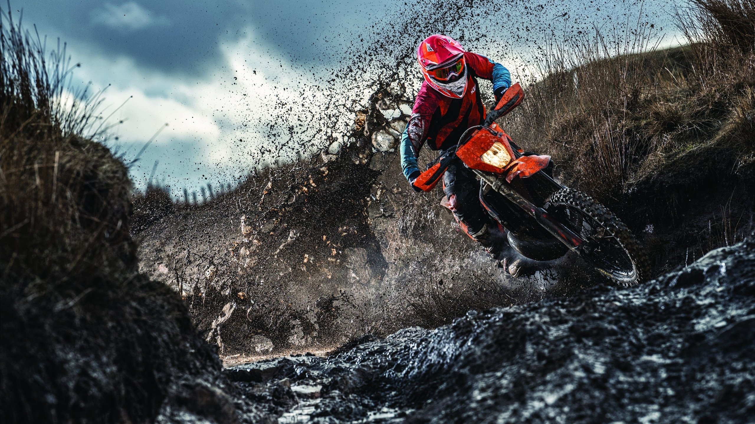 《英雄联盟》“巅峰预选”火热开启，谁能冲出重围？