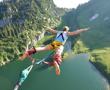 Leyu Sport登录入口-公牛队战术调整初见成效，公牛队集锦